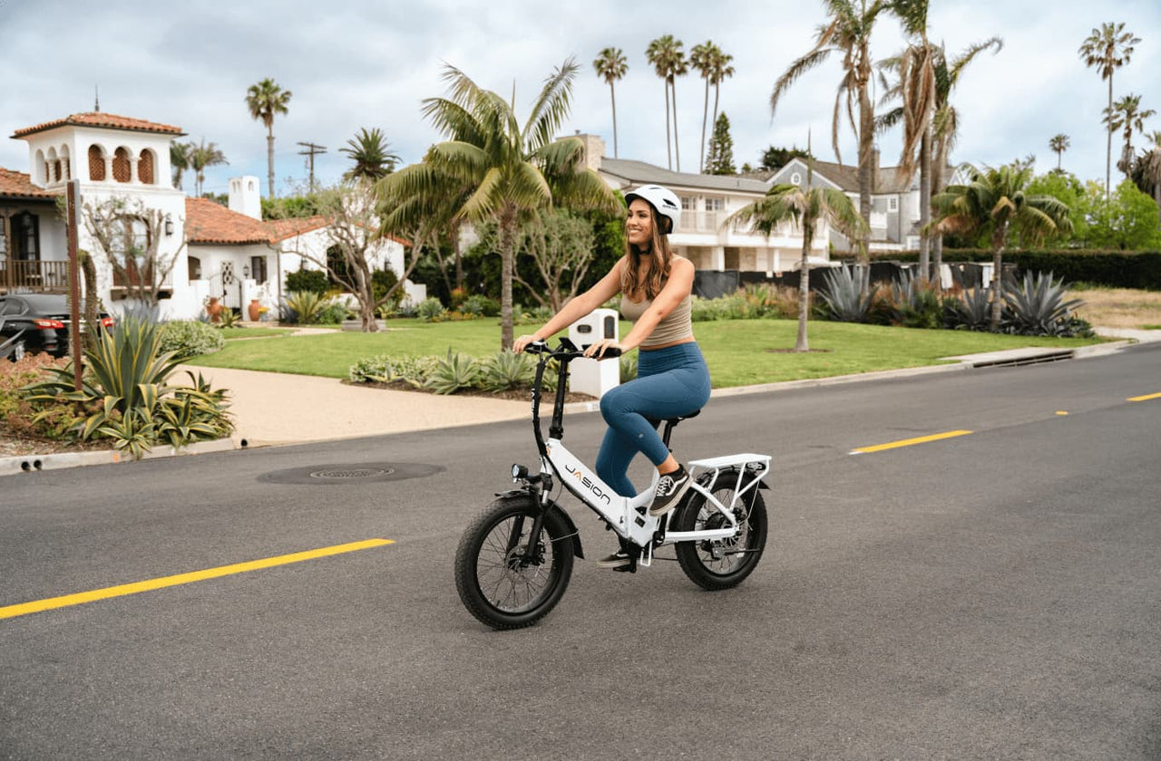 Geared Hub vs. Direct Drive: Which Electric Bike Motor is Right for You?